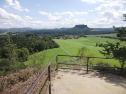 Rauensteinaussicht - Blick zum Lilienstein