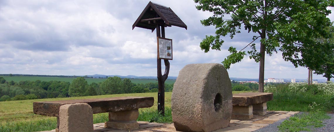 Mühlstein am Panoramaweg